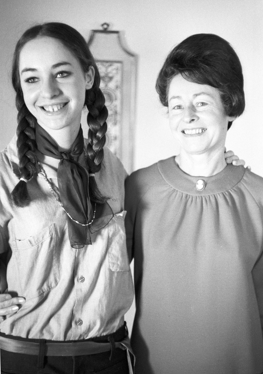 1969 March Dover Ellen and Anne 2